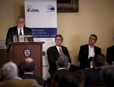 Τόσκας: Οι περισσότεροι μετανάστες που έρχονται δεν είναι τρομοκράτες